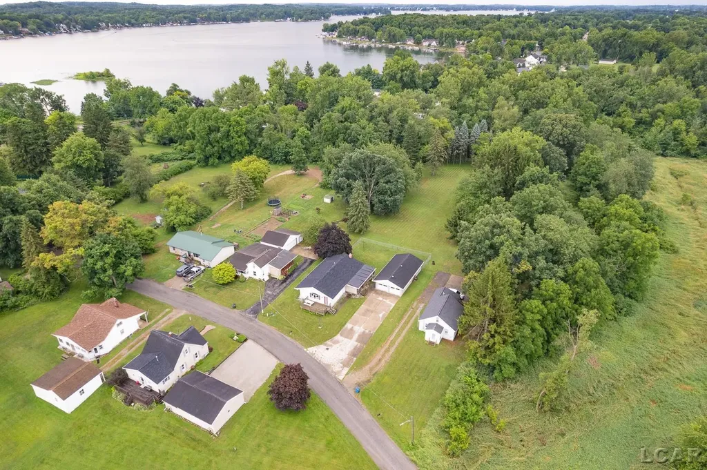 6565 Winter Road Woodstock Township MI 49220