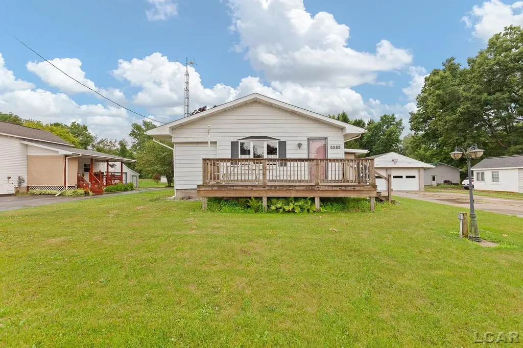 6565 Winter Road Woodstock Township MI 49220