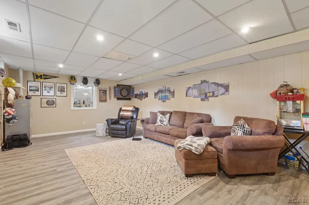 13505 Vischer Road Woodstock Township MI 49230