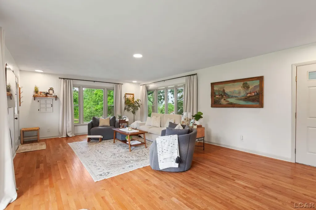 13505 Vischer Road Woodstock Township MI 49230