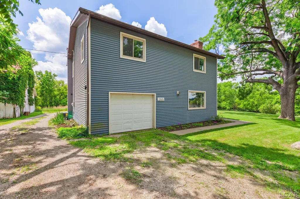 13505 Vischer Road Woodstock Township MI 49230