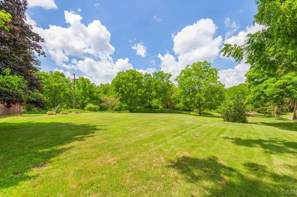13505 Vischer Road Woodstock Township MI 49230