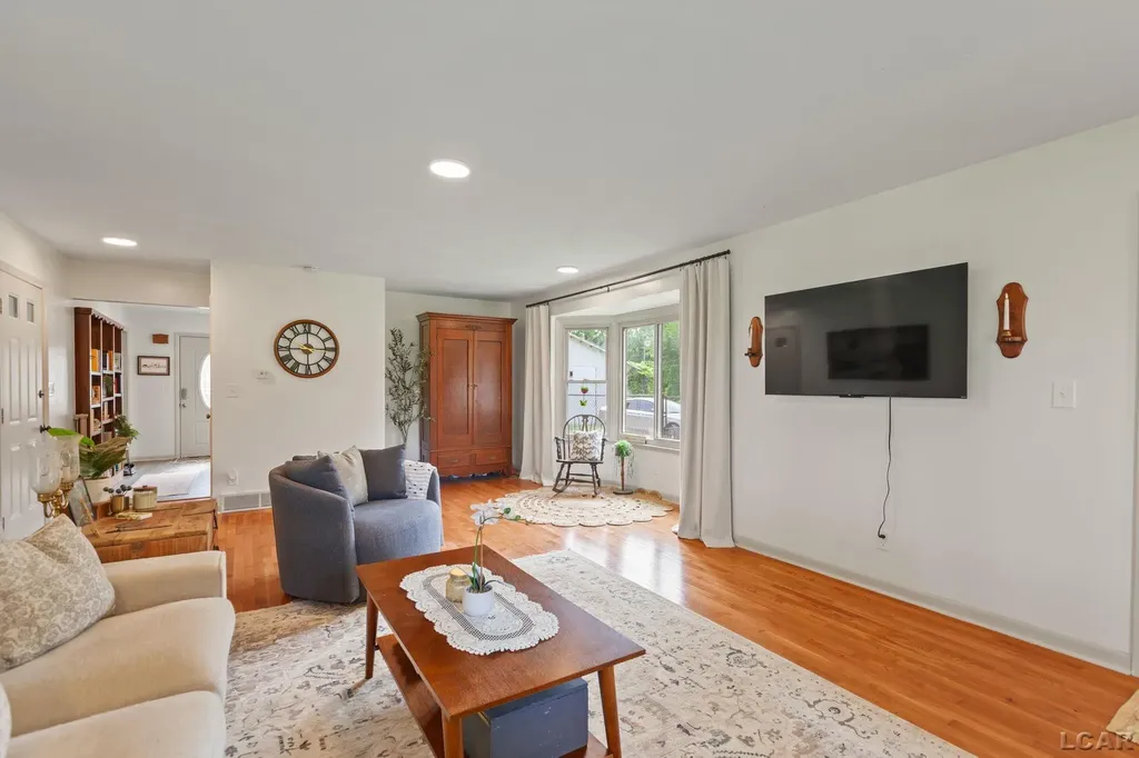 13505 Vischer Road Woodstock Township MI 49230