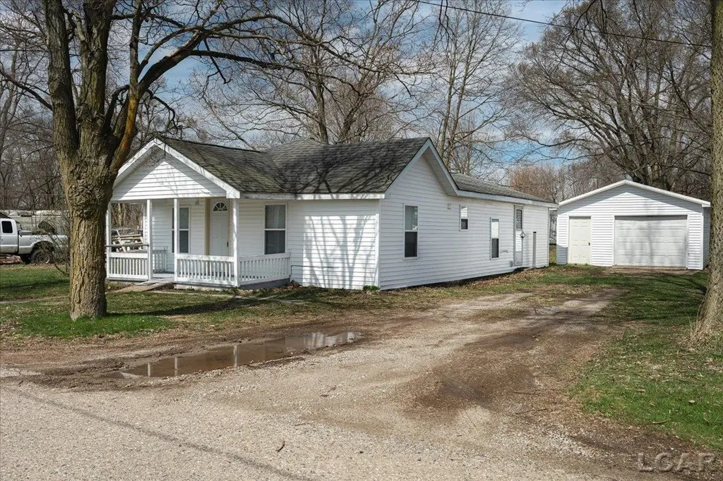 9581 Central Avenue Seneca Township MI 49256