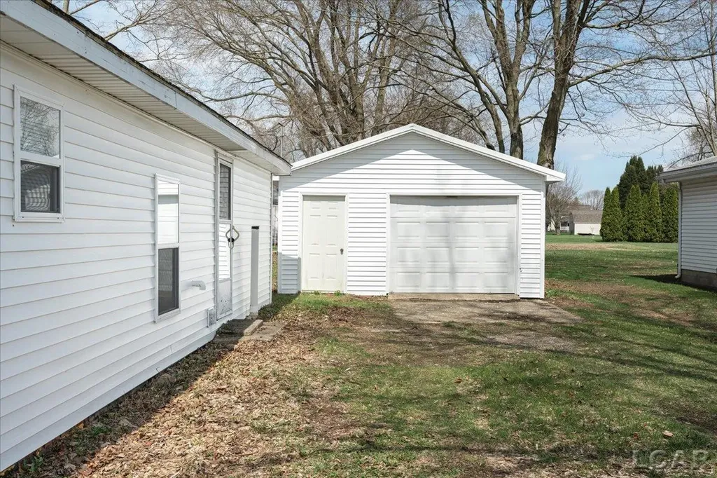9581 Central Avenue Seneca Township MI 49256