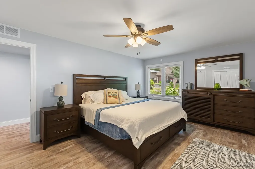 8210 Clarks Cove Woodstock Township MI 49253