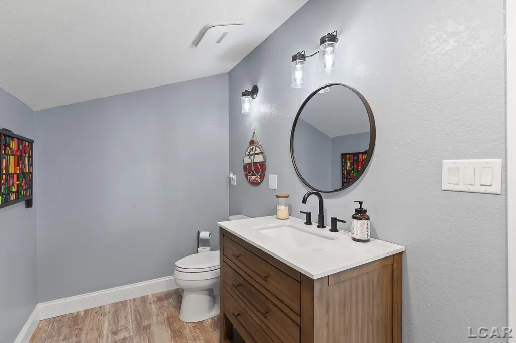 8210 Clarks Cove Woodstock Township MI 49253