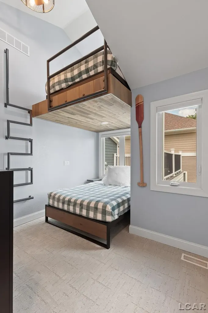 8210 Clarks Cove Woodstock Township MI 49253
