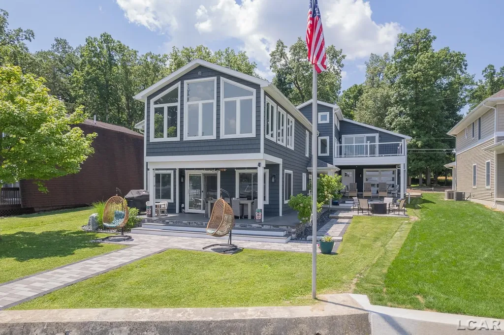 8210 Clarks Cove Woodstock Township MI 49253