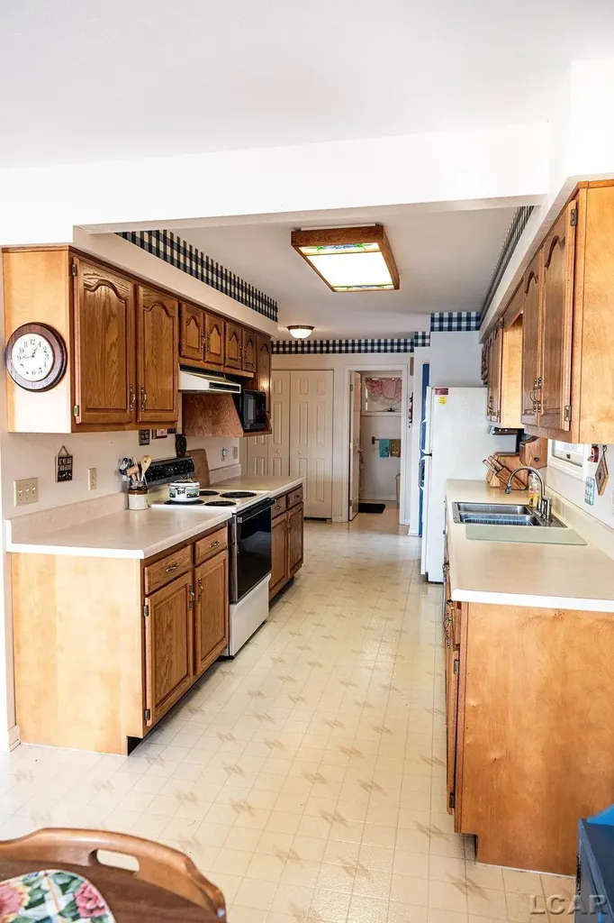 9900 Devils Lake Highway Rollin Township MI 49253