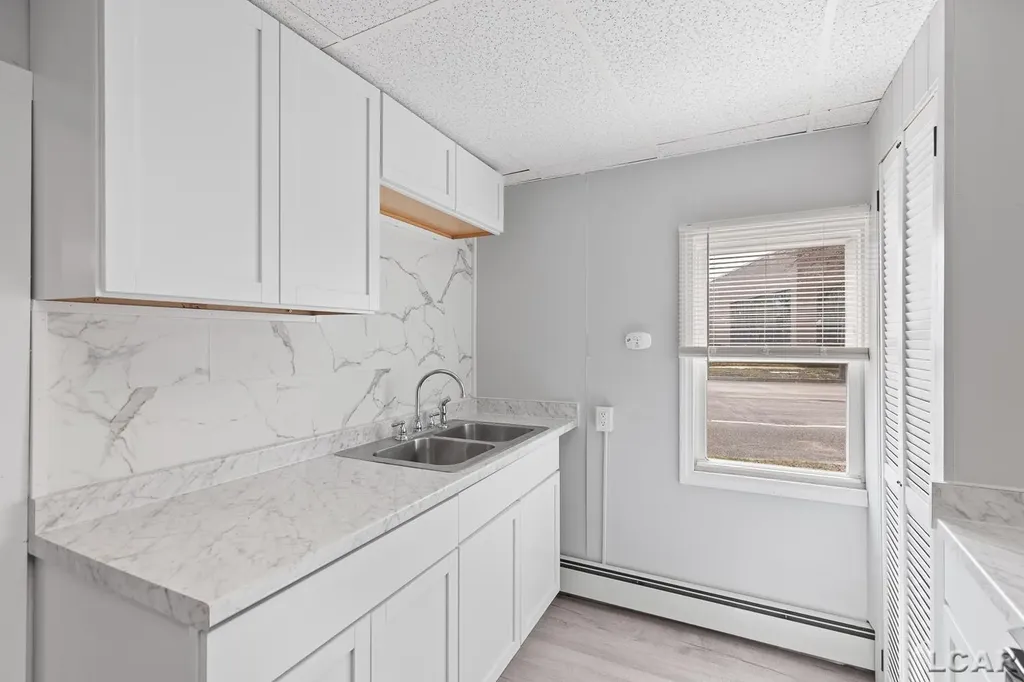 206 Ormsby Street Adrian City MI 49221