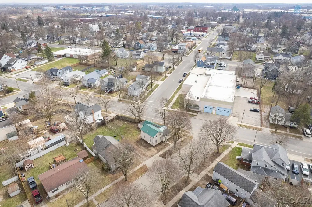 206 Ormsby Street Adrian City MI 49221