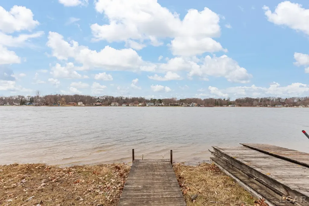 502 Wilbur Avenue Columbia Township MI 49230