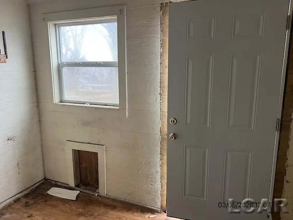 140 Greenly Street Adrian City MI 49221