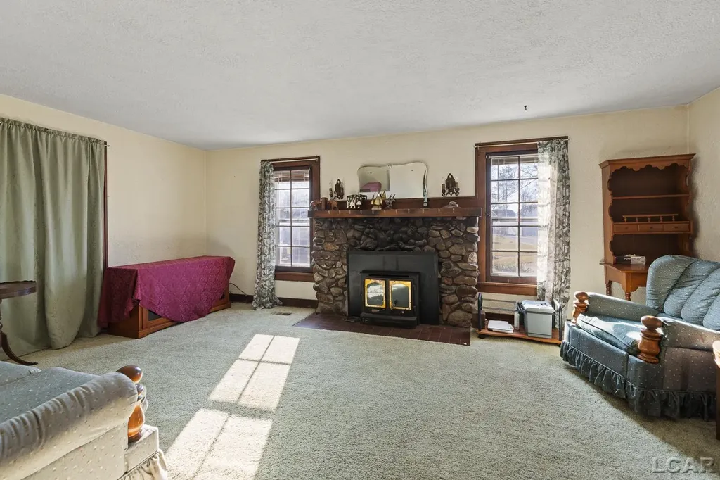 3601, 3599 Round Lake Highway Rollin Township MI 49253