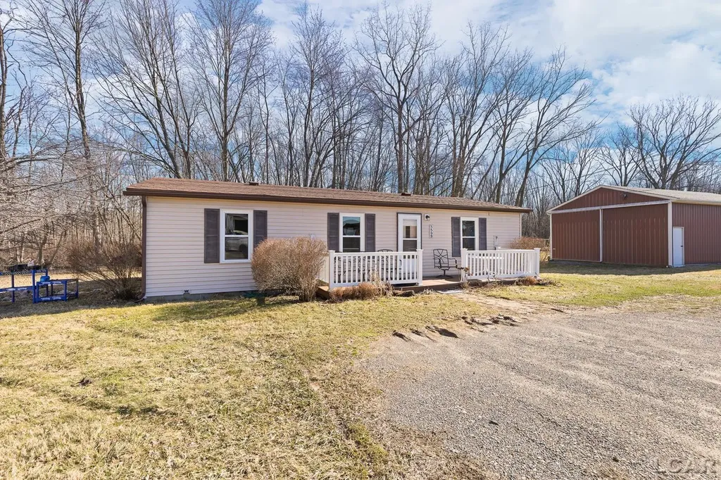 3601, 3599 Round Lake Highway Rollin Township MI 49253