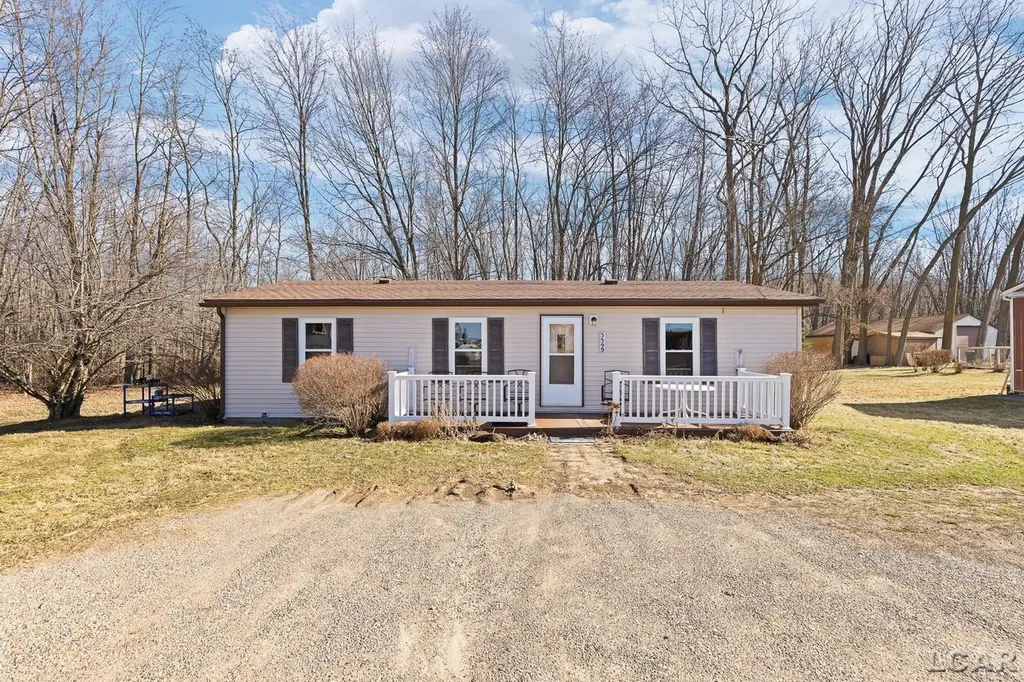 3601, 3599 Round Lake Highway Rollin Township MI 49253
