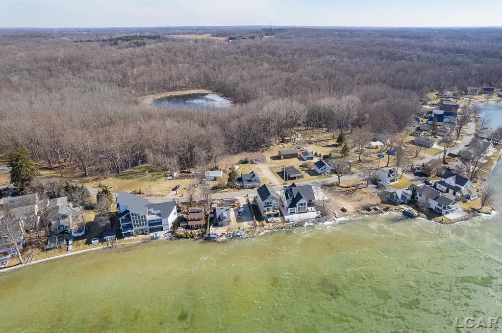 3601, 3599 Round Lake Highway Rollin Township MI 49253