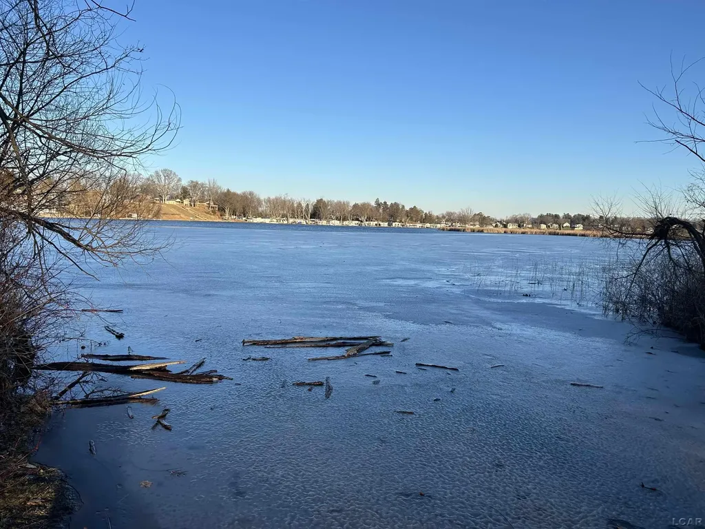 753 Vaniman Island Drive Cambridge Township MI 49230