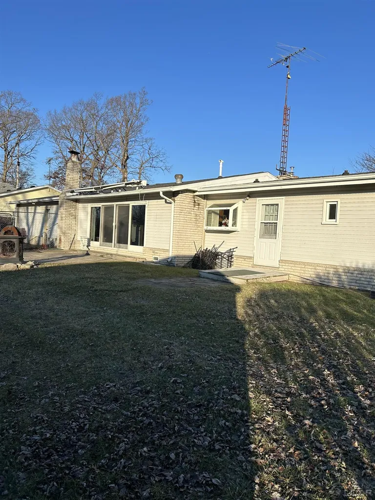 753 Vaniman Island Drive Cambridge Township MI 49230