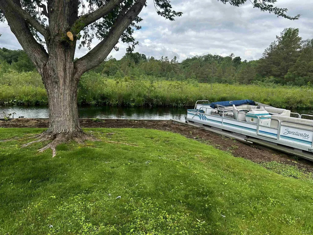 753 Vaniman Island Drive Cambridge Township MI 49230