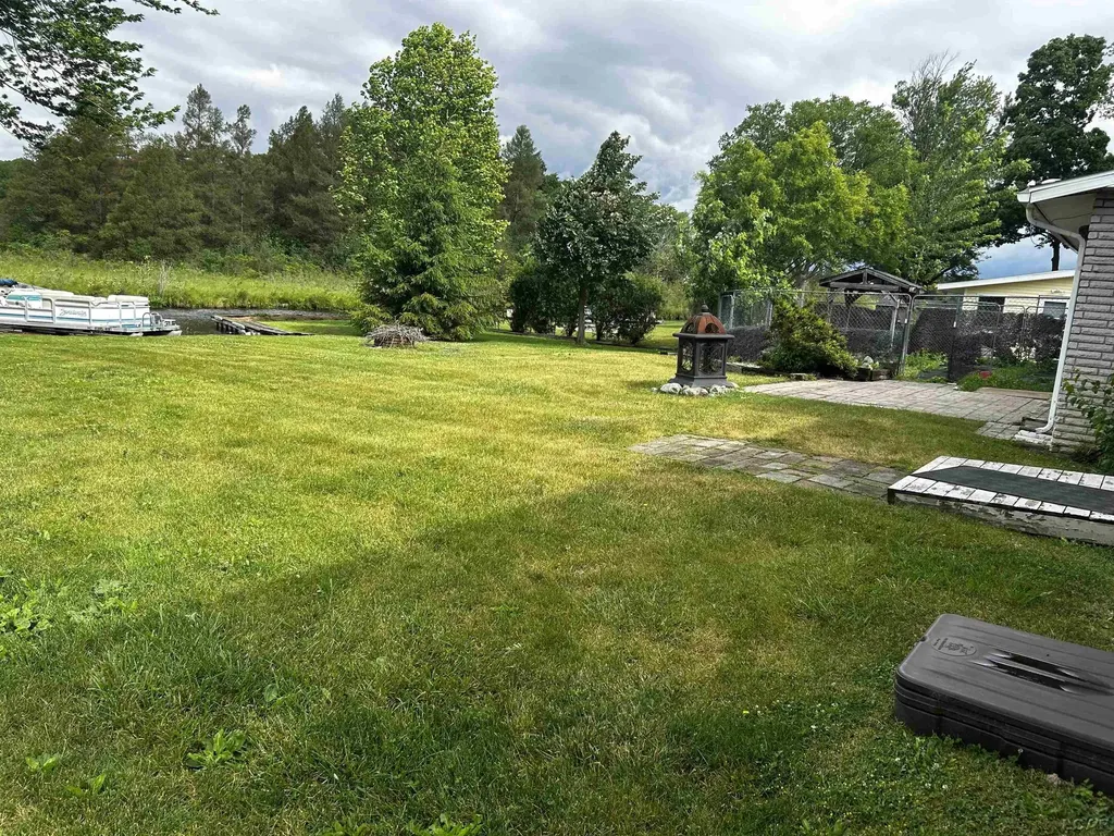 753 Vaniman Island Drive Cambridge Township MI 49230