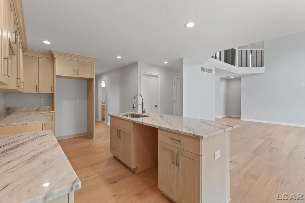 114 Bloomfield Boulevard Norvell Township MI 49230