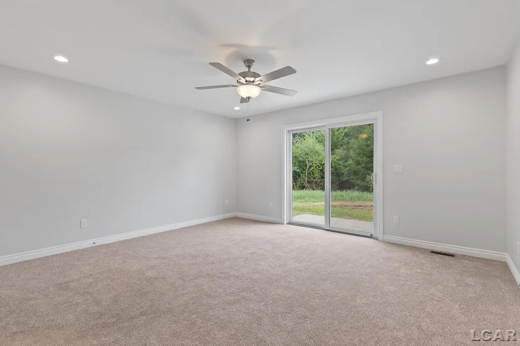 114 Bloomfield Boulevard Norvell Township MI 49230
