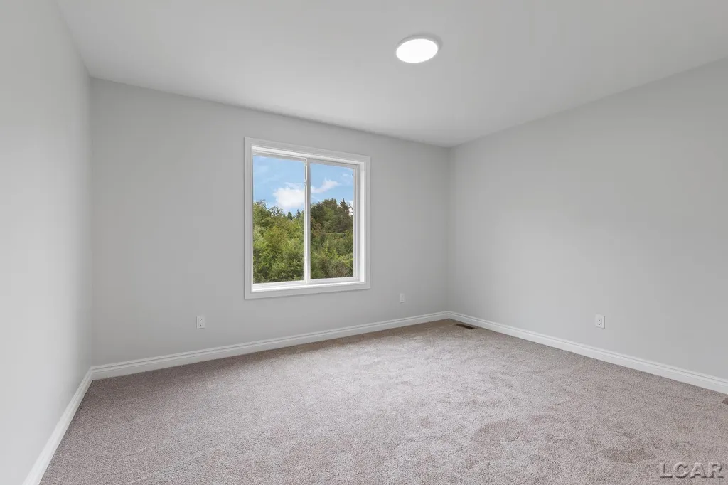 114 Bloomfield Boulevard Norvell Township MI 49230