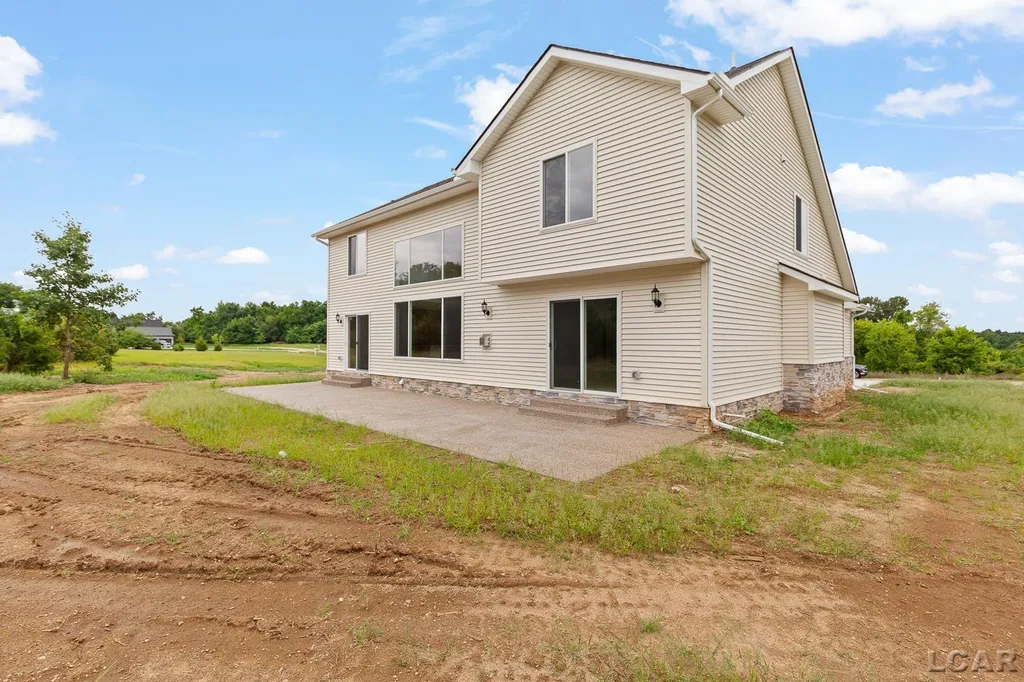 114 Bloomfield Boulevard Norvell Township MI 49230
