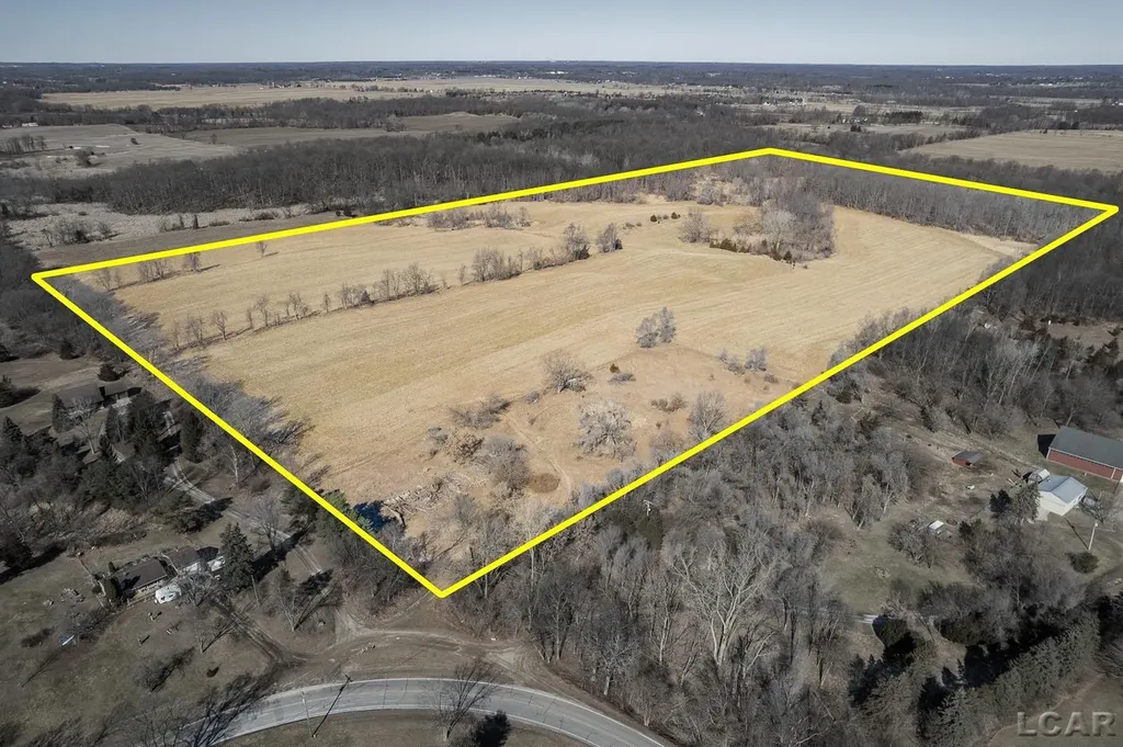 9550 Case Road Norvell Township MI 49230