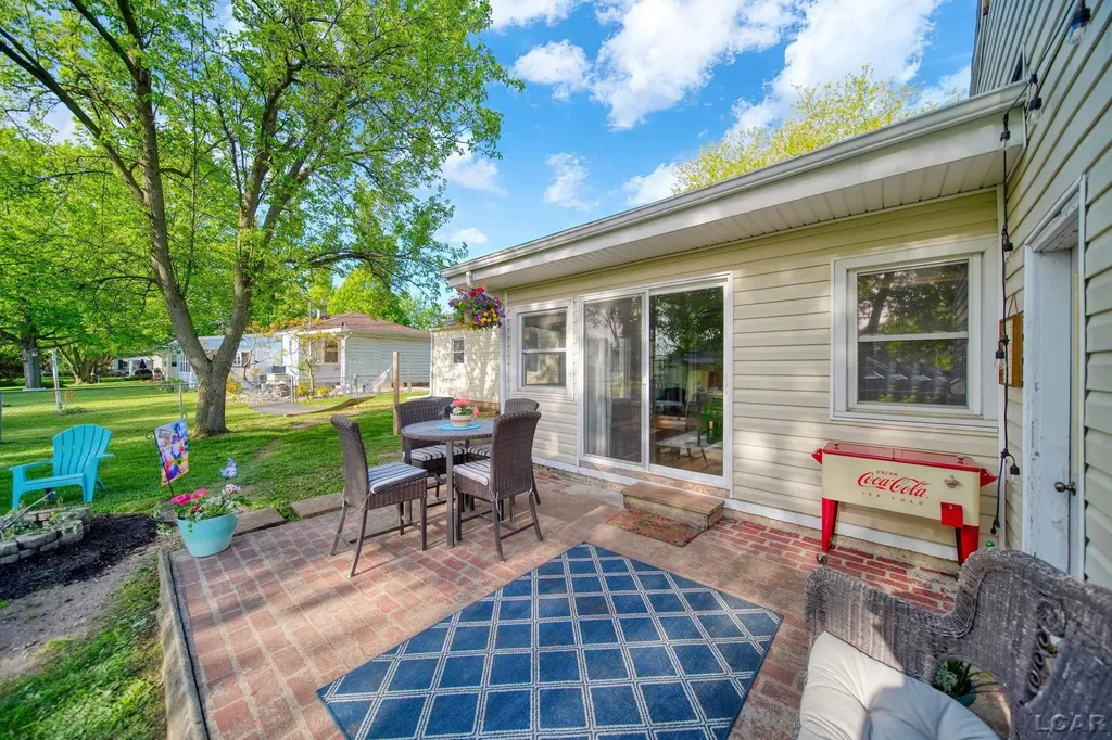 2675 Park Drive Madison Charter Township MI 49221