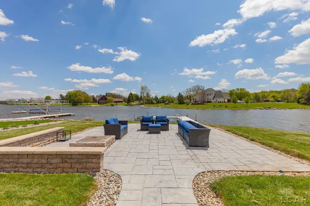 8719 Castlebar Lane Cambridge Township MI 49265