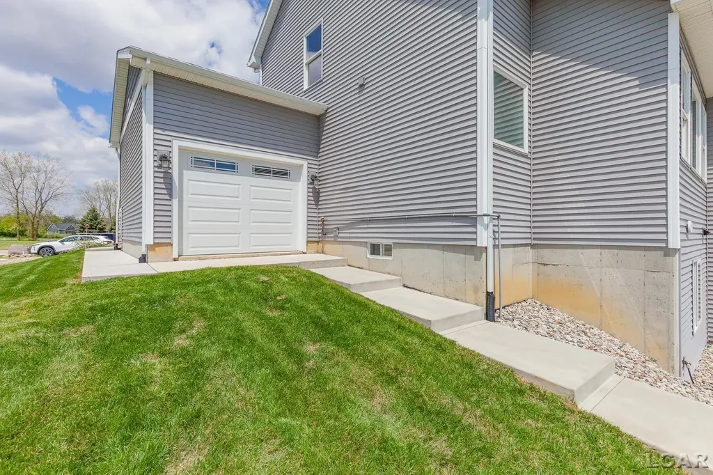 8719 Castlebar Lane Cambridge Township MI 49265