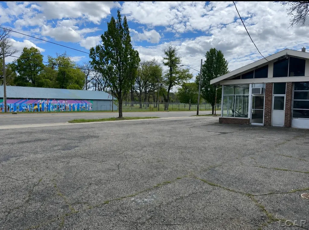 120 S Broad Street Hillsdale City MI 49242
