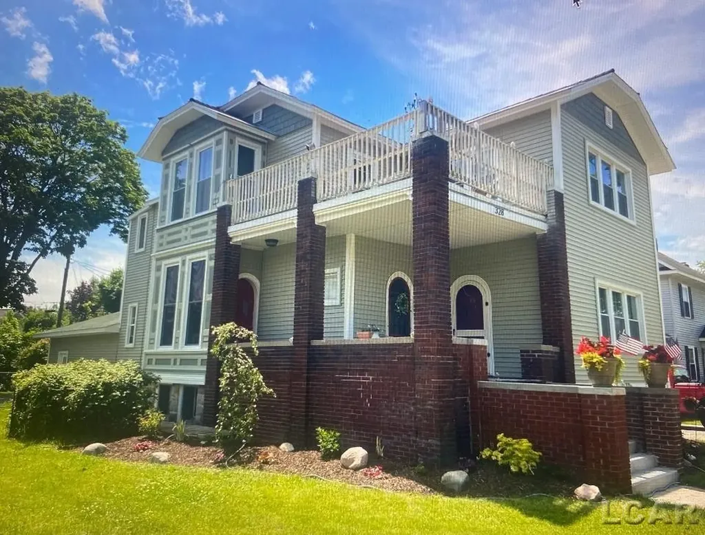 328 W Washington Avenue Alpena City MI 49707