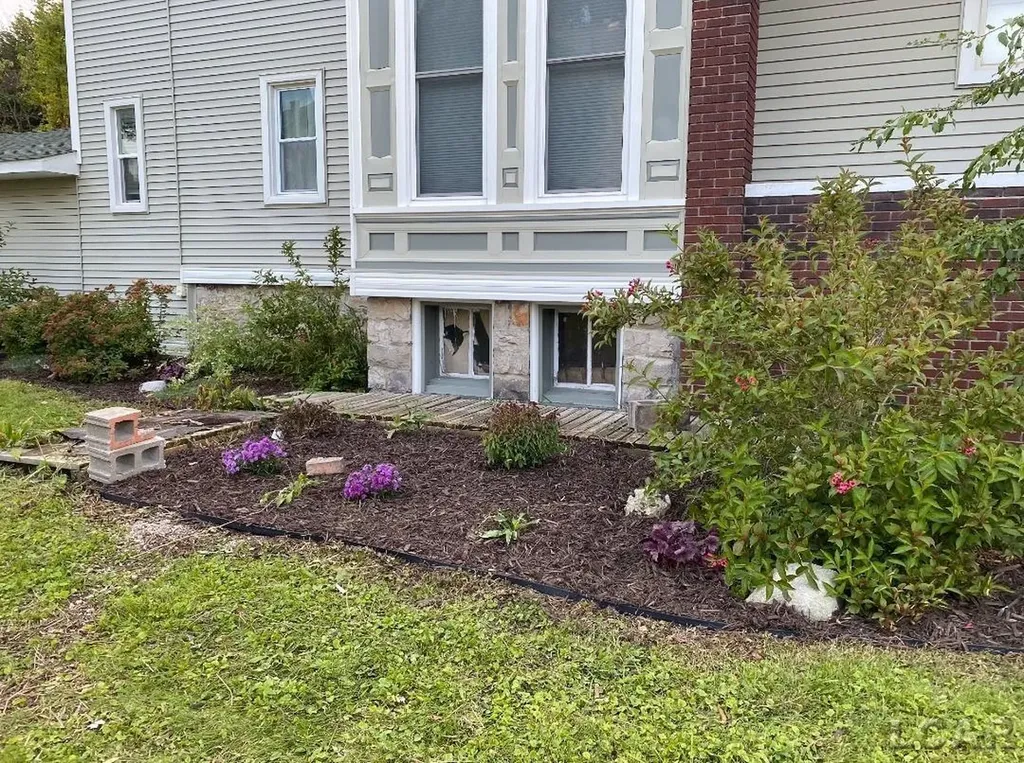 328 W Washington Avenue Alpena City MI 49707