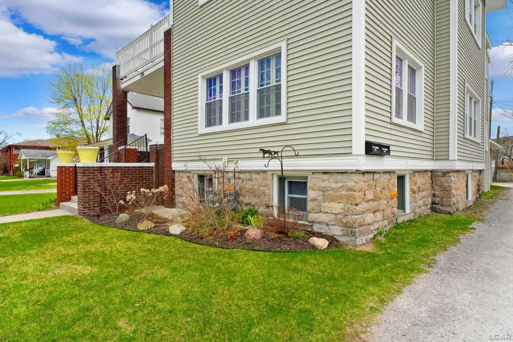 328 W Washington Avenue Alpena City MI 49707