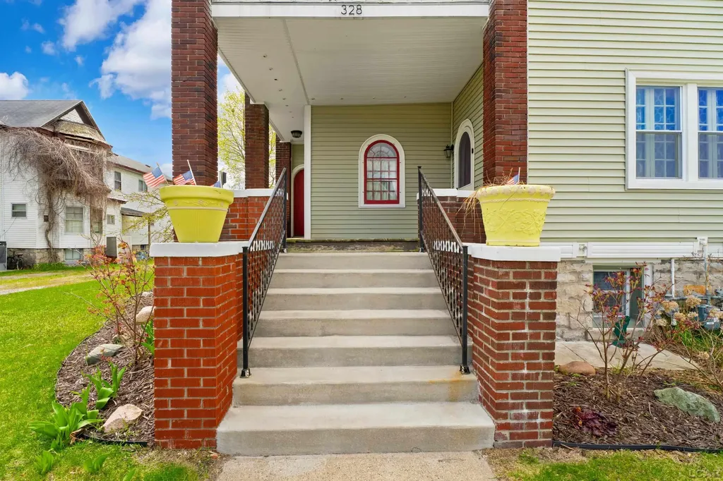 328 W Washington Avenue Alpena City MI 49707