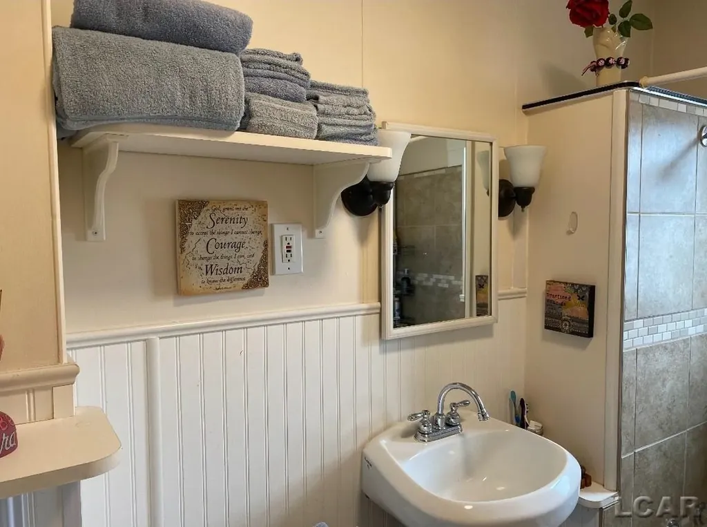 328 W Washington Avenue Alpena City MI 49707