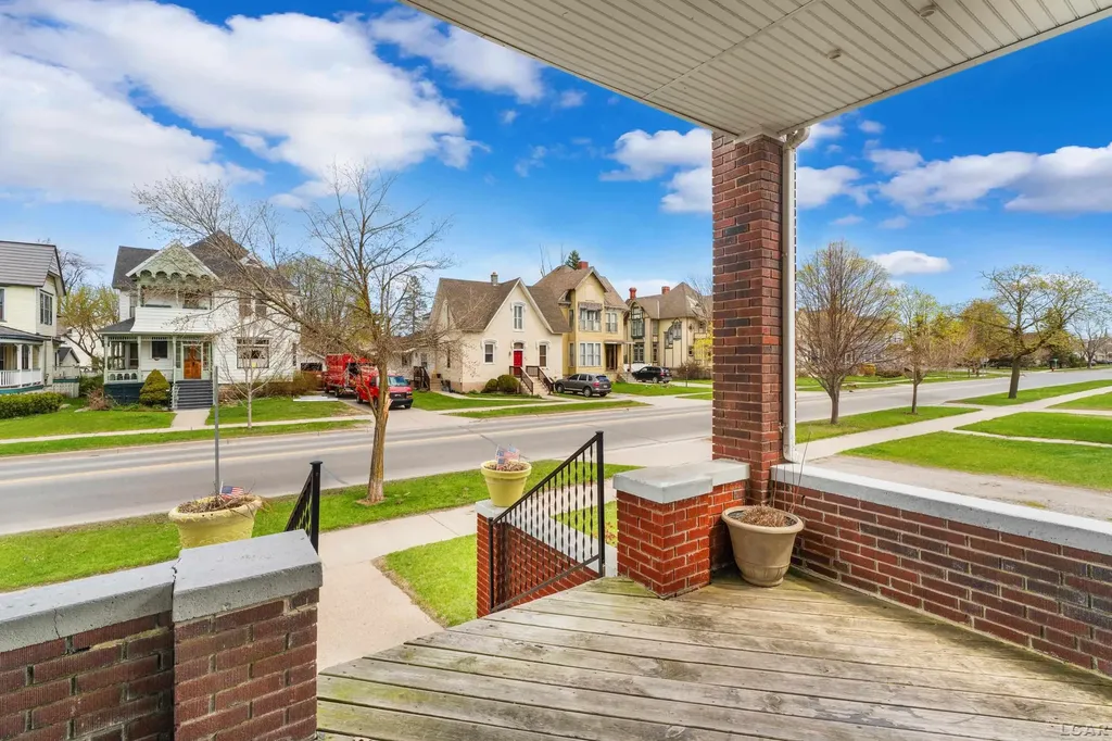 328 W Washington Avenue Alpena City MI 49707