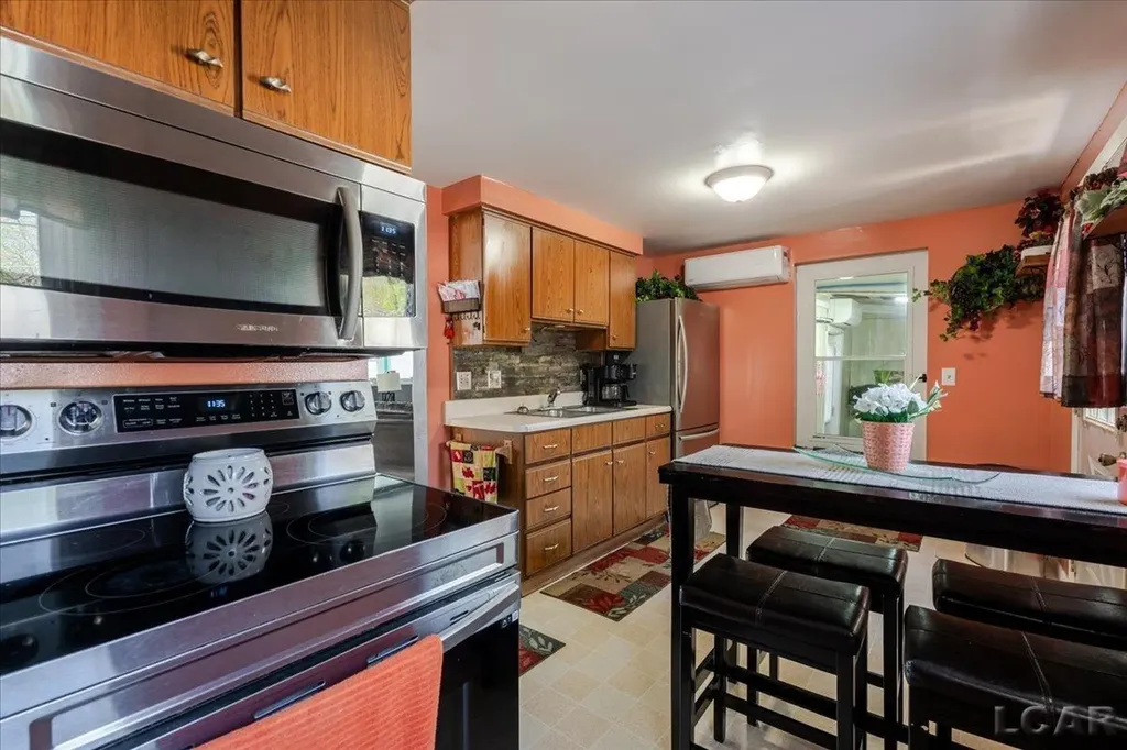 1398 Lakeshore Drive Norvell Township MI 49230