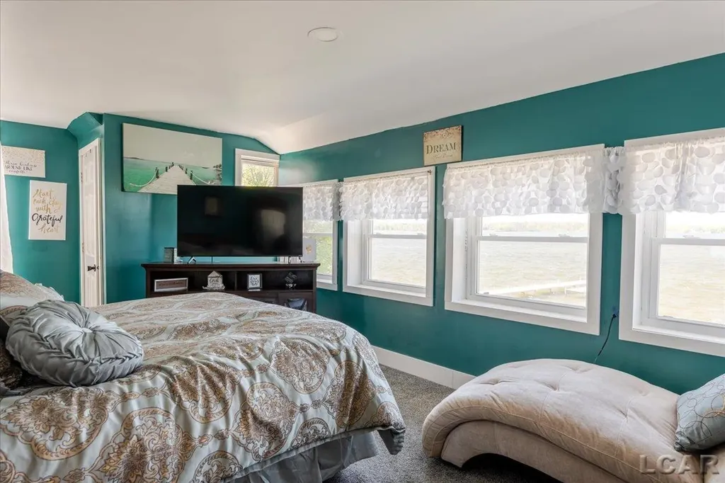 1398 Lakeshore Drive Norvell Township MI 49230