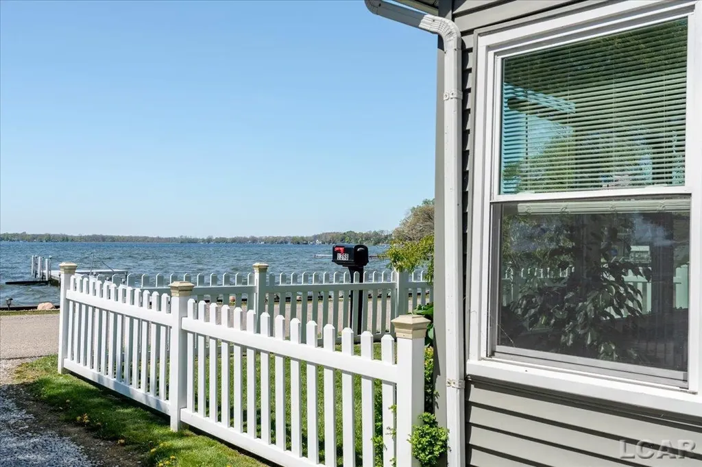 1398 Lakeshore Drive Norvell Township MI 49230