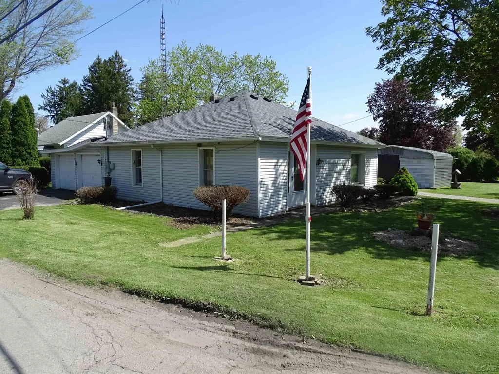2729 Bent Oak Avenue Adrian Township MI 49221
