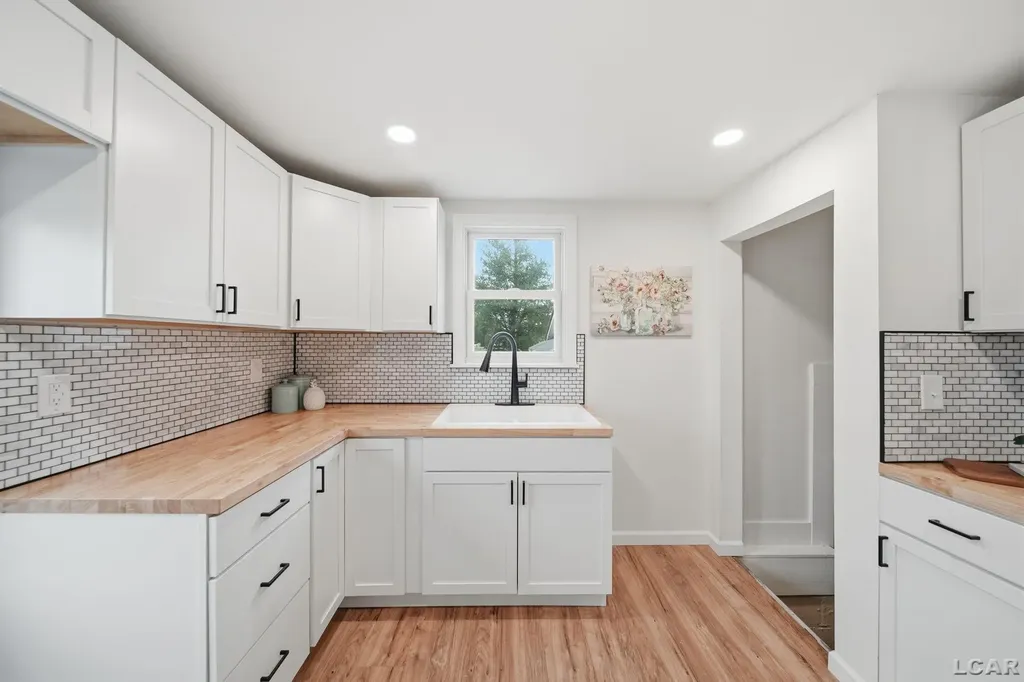 5708 Palmyra Road Palmyra Township MI 49268