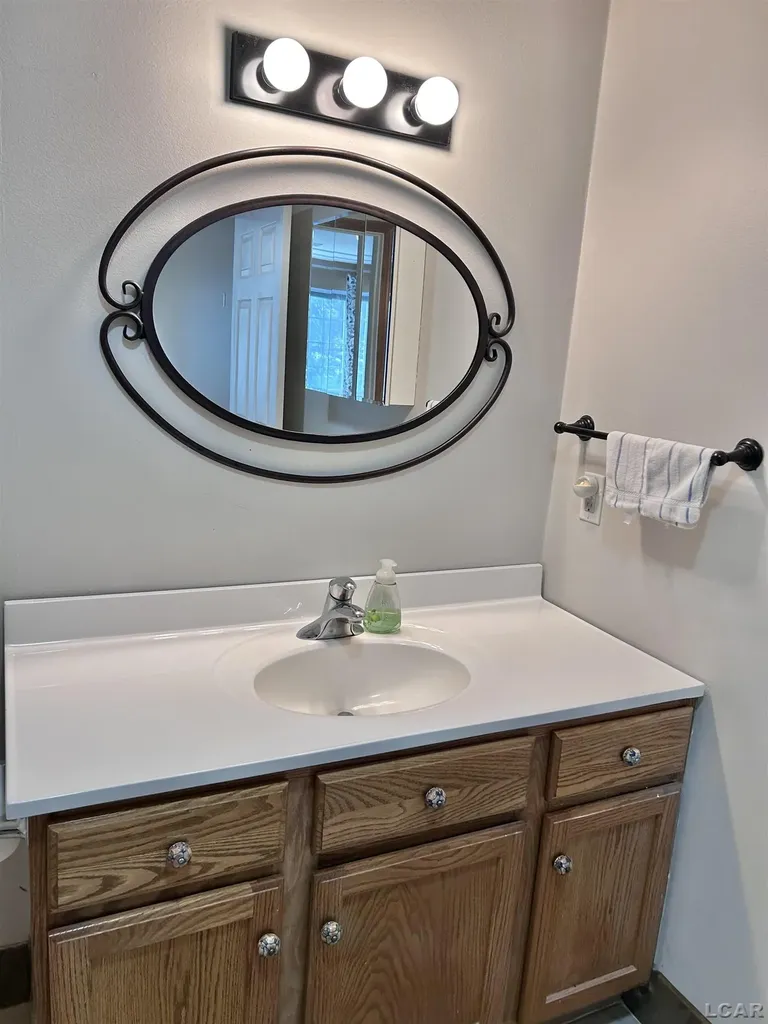 104 Lakewood Drive Madison Charter Township MI 49221