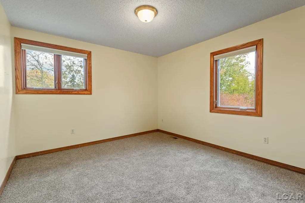 12301 Lakeshore Drive La Salle Township MI 48145