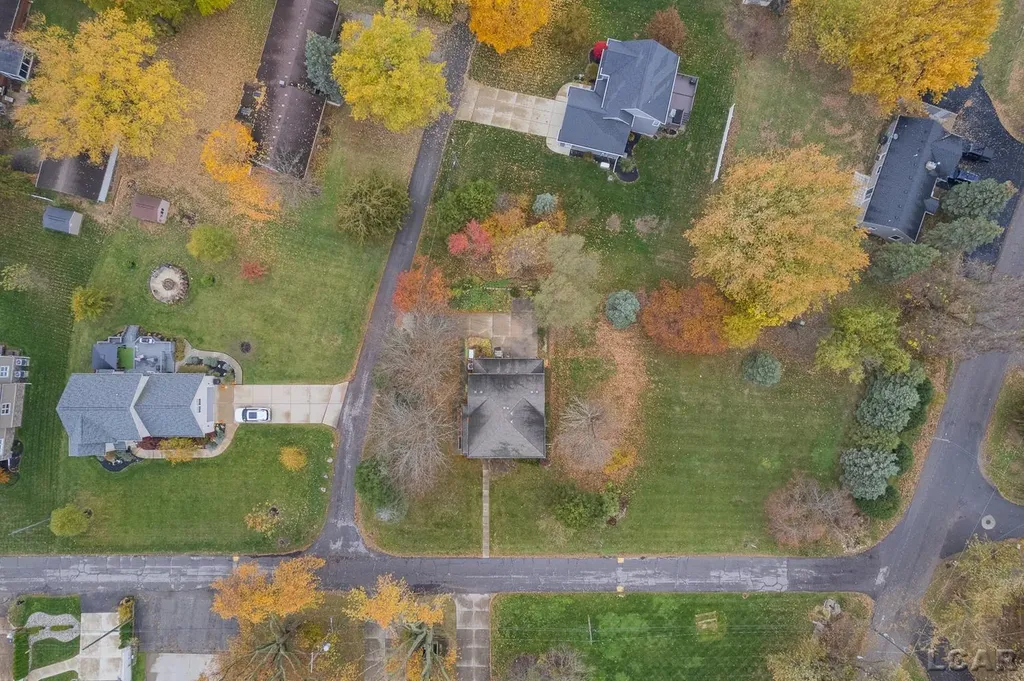 Lakeshore Drive La Salle Township MI 48145