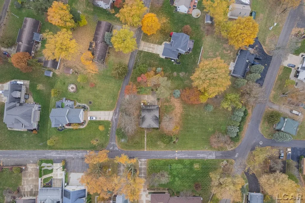 Lakeshore Drive La Salle Township MI 48145